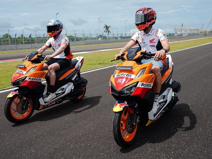Honda Vario 160 Repsol Edition có thiết kế ấn tượng với màu sắc nổi bật